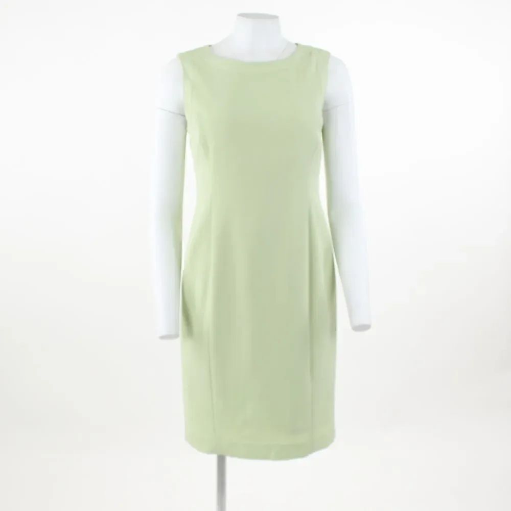 Kasper Petite Framed Sheath Dress